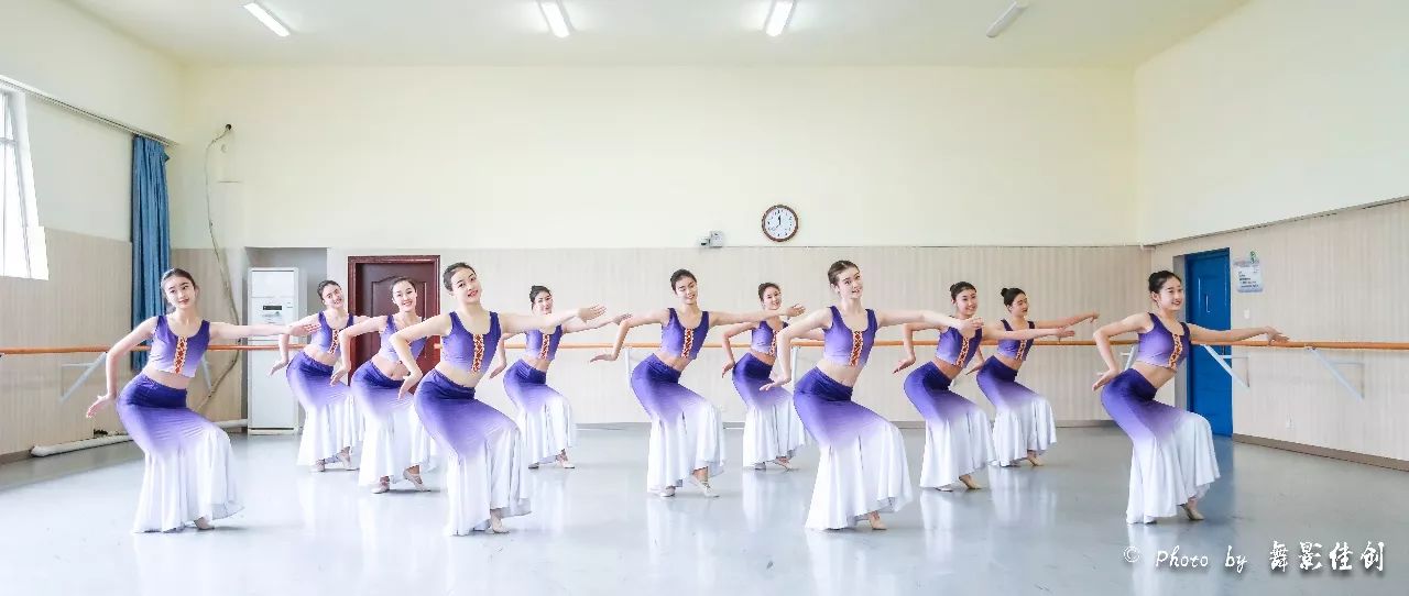 阳兴女孩舞蹈学校，孕育未来舞蹈之星的摇篮